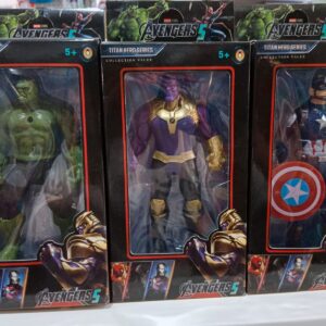 شخصيات افينجرز + عربيات