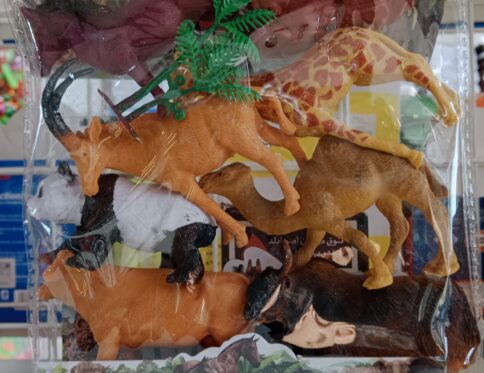 حيوانات المزرعة مشكلة فى كيس