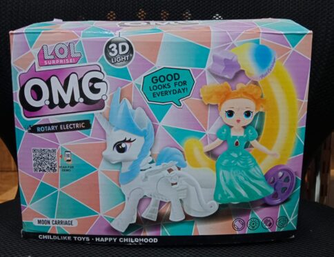 عربية يونى كورن + عروسة