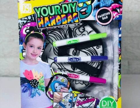 شنطة تلوين صغيرة